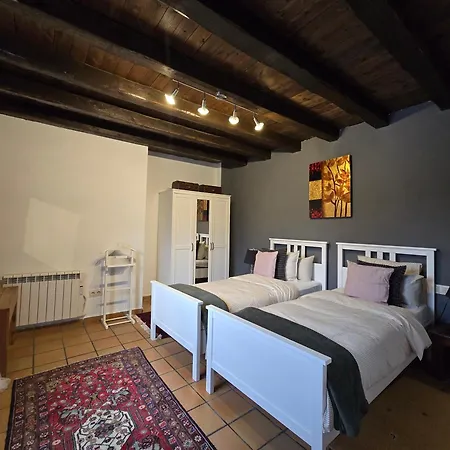 Rossa Casa de hóspedes 3*